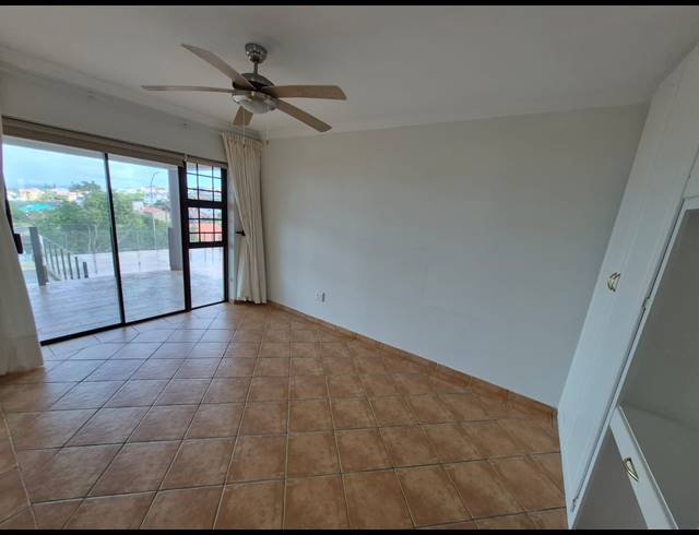 4 BEDROOM HOUSE FOR SALE IN DANA BAY